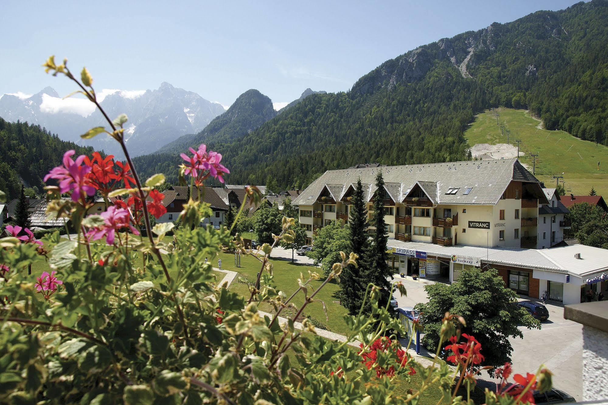 Vitranc Apartments Kranjska Gora Exteriör bild